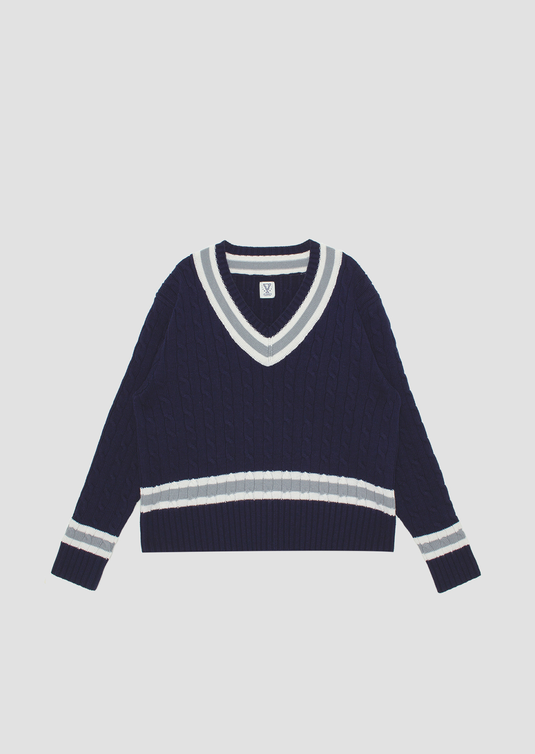 Heritage Cable V-neck knitwear (Navy)